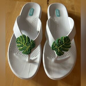 Oka-B Slippers